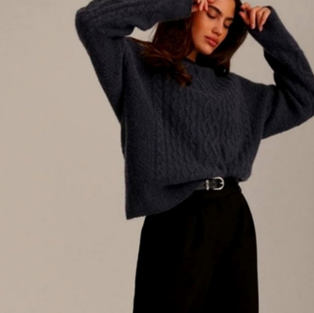 Lissy open knit crochet sweater elastic bell sleeves crew neck small - Picture 2 of 8
